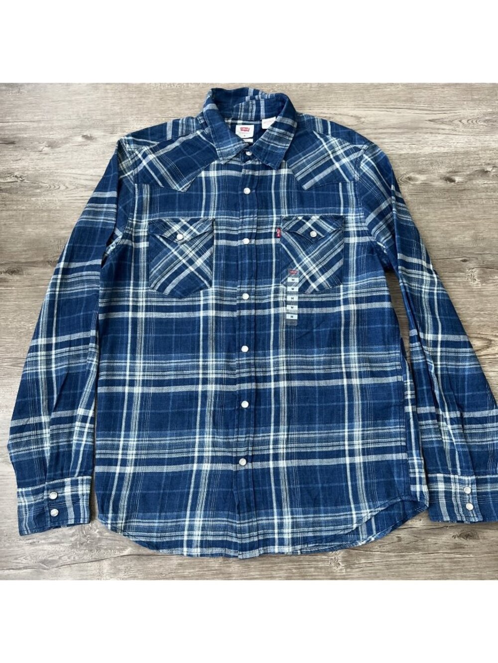 Levis Classic Standard Fit Snap Button Shirt  Mens Medium Blue Plaid Western NWT